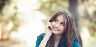 Jak dobrać fason bluzki do sylwetki?