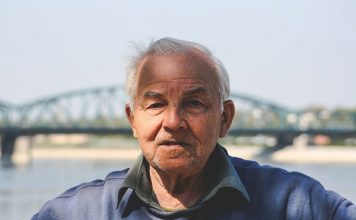 Jak zapewnić seniorowi odpowiednią opiekę?