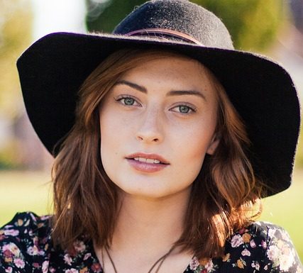 Prostowanie skrzywionych zębów. Prostowanie skrzywionych zębów.