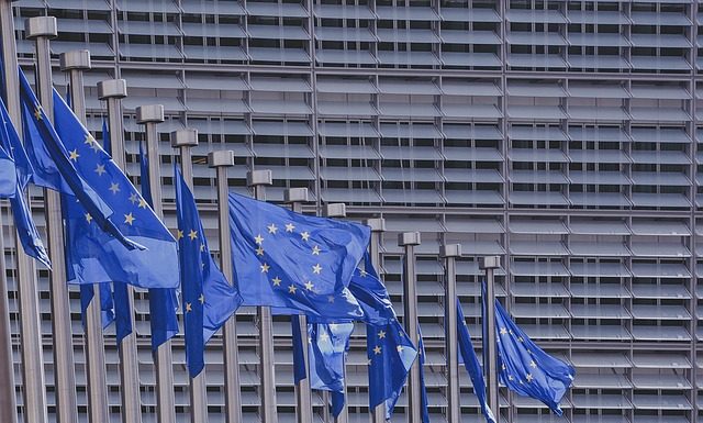 Sukces w dobie sieciowej muzyki Sukces w dobie sieciowej muzyki