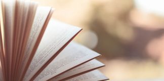 Zalety kursów online. Dlaczego warto uczyć się języka przez Internet?