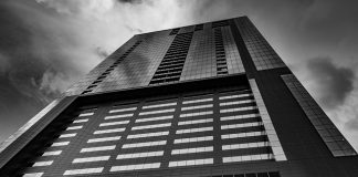 Oczekuj dobrego momentu, i wtedy dopiero inwestuj