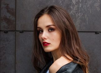 Delikatny makijaż dla delikatnych pań Delikatny makijaż dla delikatnych pań