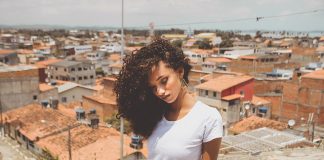 Makijaż w upalny dzień