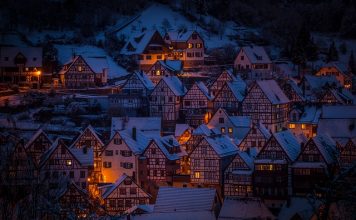 Wnętrze domu pokazuje nasze wnętrze