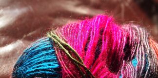 Z jakiej wełny ciepłe skarpety?