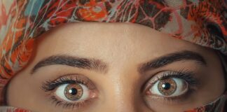 Kto pierwszy składa przysięgę?