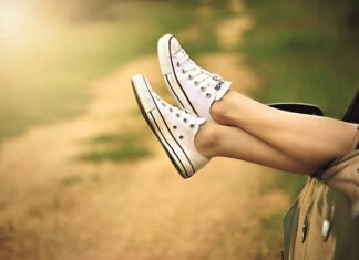 Jak dobrać buty do płaszcza?