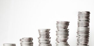 Ile pieniędzy daje się w prezencie ślubnym?