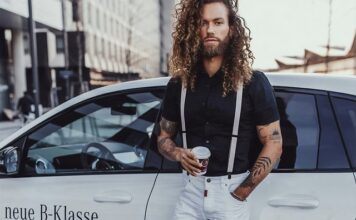 Co oznacza niebieska podwiązka?