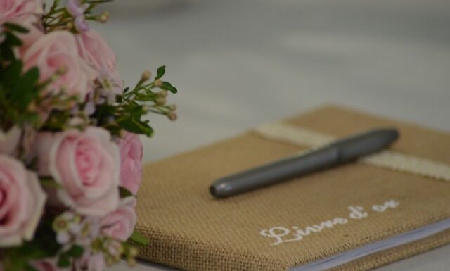 Jak ładnie podziękować za życzenia na Facebooku?