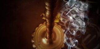 Ile kosztują złote spinki do mankietów?