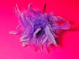 Jak ukryć stanik pod prześwitującą bluzka?