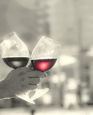 Czy daje się coś dziewczynie na studniówkę?