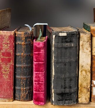 Co położyć na skórzane fotele samochodowe?