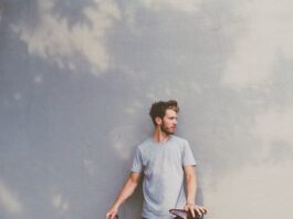 Jaki podkoszulek pod koszulę?