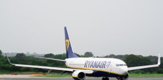 Czy Ryanair sprawdza wymiary walizek?
