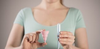 Jak zatrzymać okres na kilka godzin?